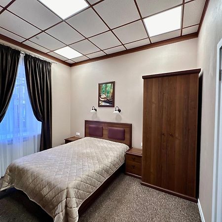 Hotel Korona 克洛佩夫尼茨基 外观 照片